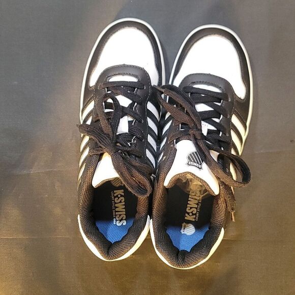 BRAND NEW K-SWISS KID UNISEX BLACK & WHITE COURT PALISADES SNEAKERS - Picture 6 of 16